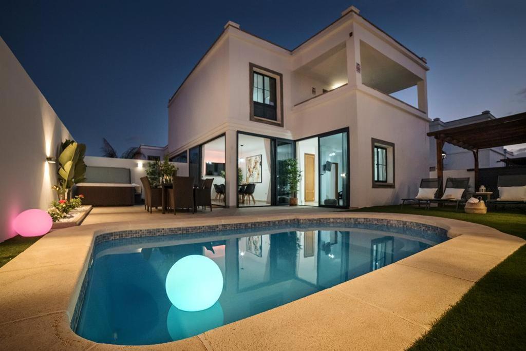 Villa Palmera Jacuzzi Yaiza  Bagian luar foto
